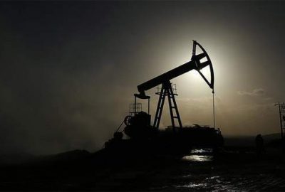 OPEC petrol üretim seviyesini düşürme kararı aldı