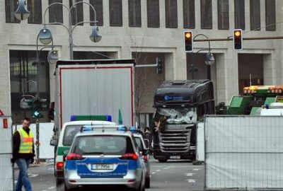 Berlin TIR saldırısı zanlısı İtalya’da öldürüldü
