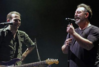 Mor ve Ötesi’ne Cem Yılmaz sürprizi