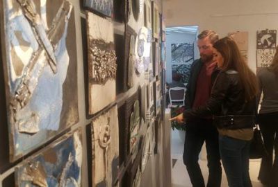 Bademli'de bulunan Akeramos Sanat Galerisi, bu yıl bir ilke imza