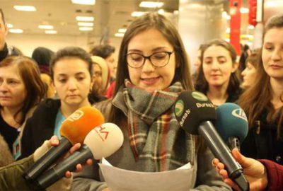 Bursalı hemşirelerden ‘Dönerse Senindir’ filmine tepki