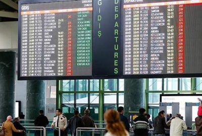 Firar etmek isterken havalimanında yakalandılar