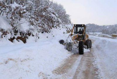 Bursa’da kardan kapanan 190 köy yolu açıldı