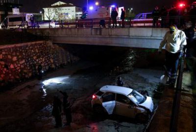 Bursa’da otomobil dereye uçtu: 1 ölü, 1 yaralı