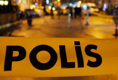 Eski eşini elinden aldığı silahla öldürdü