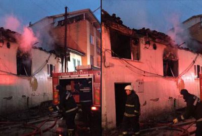 Bursa’da ahşap ev küle döndü