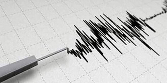 İran’da 5 şiddetinde deprem