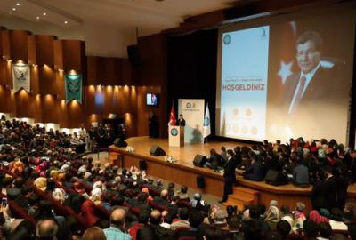 Ahmet Davutoğlu, Uludağ Üniversitesi’nde gençlerle buluştu