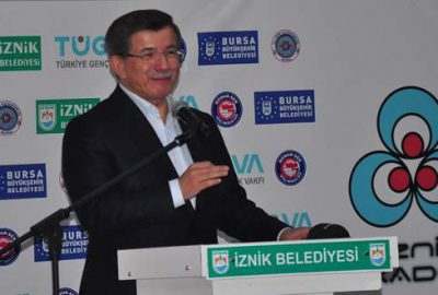 Davutoğlu: Kendinizi yetiştirin
