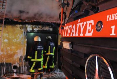 Çıkan yangın tüm mahalleliyi isyan ettirdi