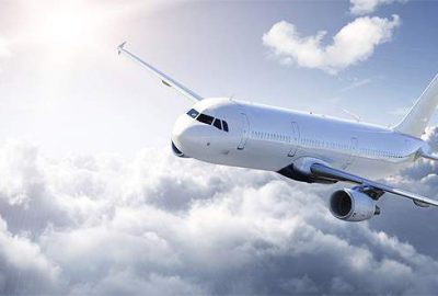 Hamile kadın uçakta doğum yaptı