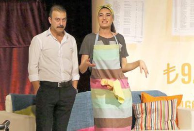 ‘Halkımız gülmek istiyor’