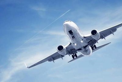 Pakistan’da yolcu uçağı düştü