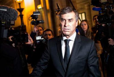 Eski bakana üç yıl hapis