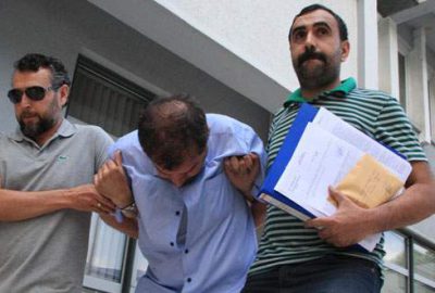 Afgan dolandırıcı sahte kimliklerle 1 milyon lira kredi çekti