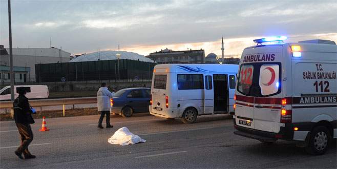 Bursa’da minibüsün çarptığı yaya hayatını kaybetti
