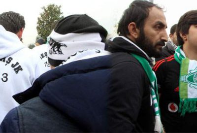 Bursasporlu taraftarlar, Beşiktaşlı taraftarlarla omuz omuza