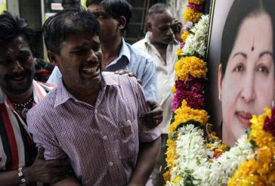 Ölen başbakanın acısına dayanamayan 470 kişi öldü