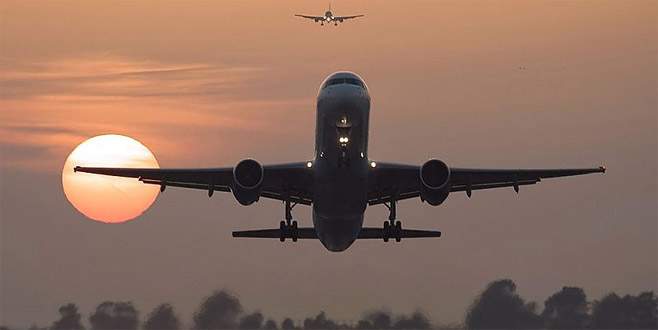 Uçakta taciz davasında beraat