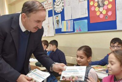 Mustafakemalpaşa’da 11 bin öğrenciye eğitim desteği