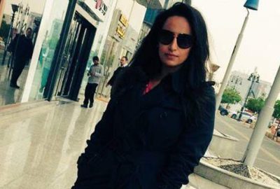 Sokağa başı açık çıktı, tutuklandı