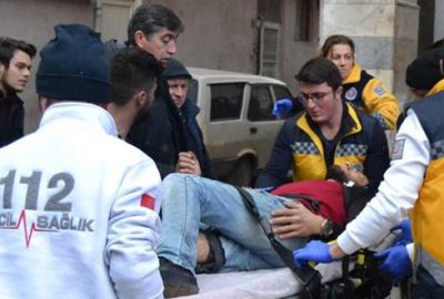 Otomobille kovaladıkları 2 kişiyi tamircide vurdular