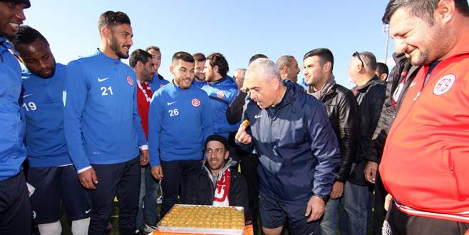 Antalyaspor’a taraftar morali