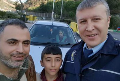 Bursa’da vatandaştan polise duygulandıran davranış