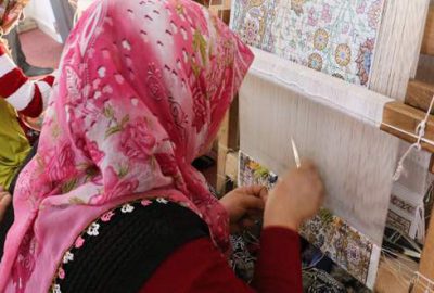 İhsaniye’de ipek halı üretimi başladı