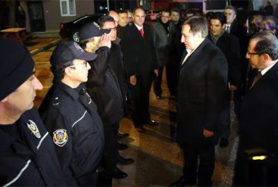 Bursa Valisi Küçük, çevik kuvvet ekiplerini ziyaret etti