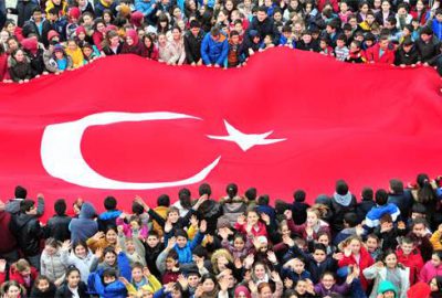 Bursalı küçük yürekler Mehmetçik için attı