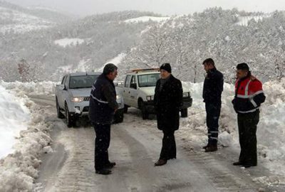İznik’te karla mücadele aralıksız sürüyor