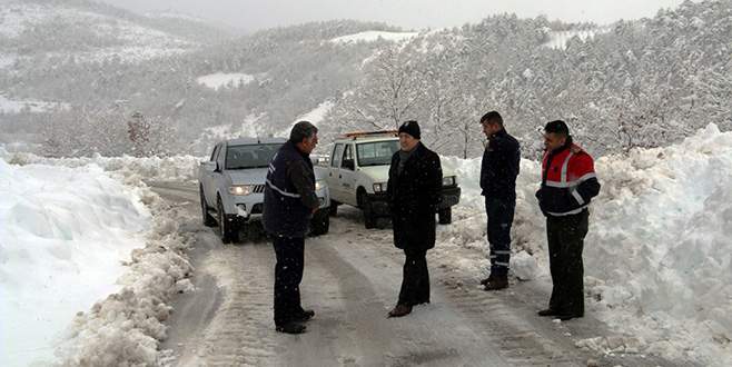 İznik’te karla mücadele aralıksız sürüyor