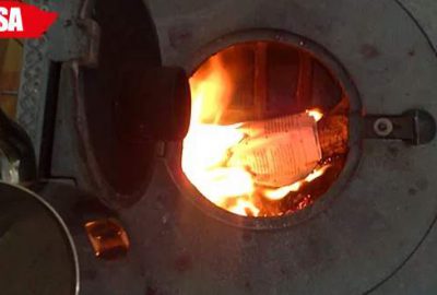 Soba kovasıyla banyoyu ısıtan yaşlı kadının acı sonu