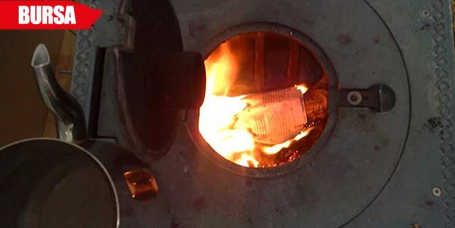 Soba kovasıyla banyoyu ısıtan yaşlı kadının acı sonu