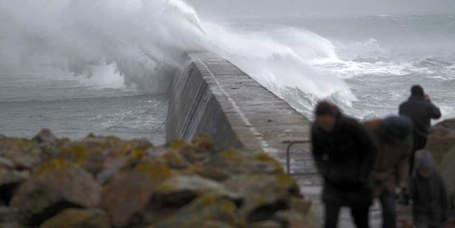 Bursa Valiliği’nden fırtına uyarısı