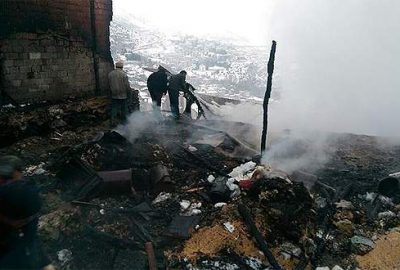 Yangın faciası: Baba ile 2 kızı hayatını kaybetti