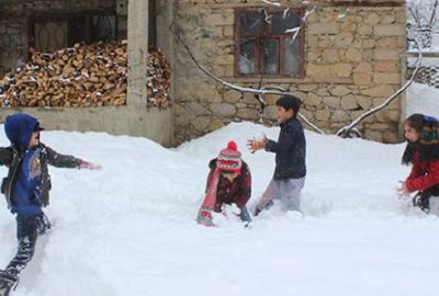 Yarın da bazı il ve ilçelerde eğitime ara verildi