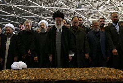 İran’da Rafsancani’yi yüz binler uğurladı
