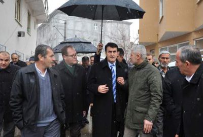 Dündar vatandaşları dinledi