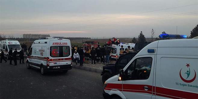 Diyarbakır’da polis ekibine saldırı: 4 şehit