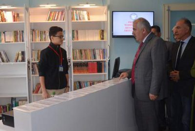 Duvarsız Kütüphane öğrencilerin hizmetinde