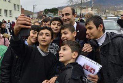 Başkan Edebali öğrencilerin karne heyecanına ortak oldu