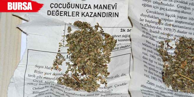 Çocuk eğitimi kitapları içinde uyuşturucu satışı