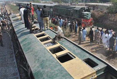 Hindistan’da tren kazası: 36 ölü