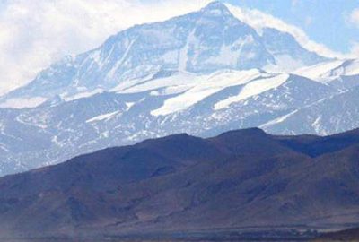 Hindistan hükümeti, Everest'in yüksekliğinin tekrar ölçüleceğini açıkladı.