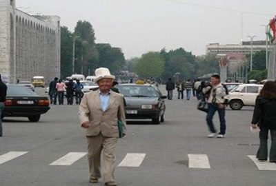 Küfür ve alkole yasak