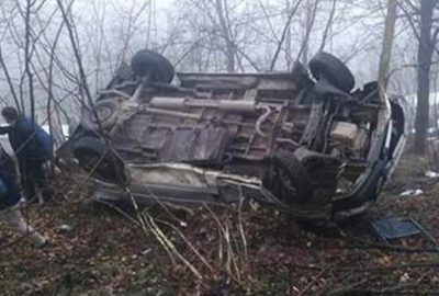 Öğretmenleri taşıyan minibüs şarampole devrildi: 11 yaralı