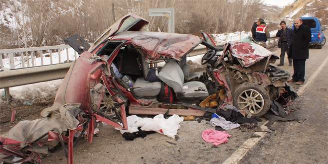 Zincirleme kaza: 3 ölü