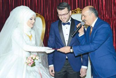 Evlilik cüzdanı Bakan’dan